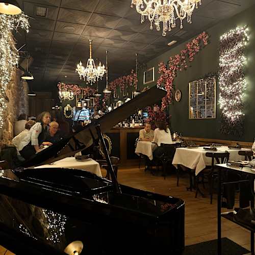 Interior del restaurante Sabores en Celanova